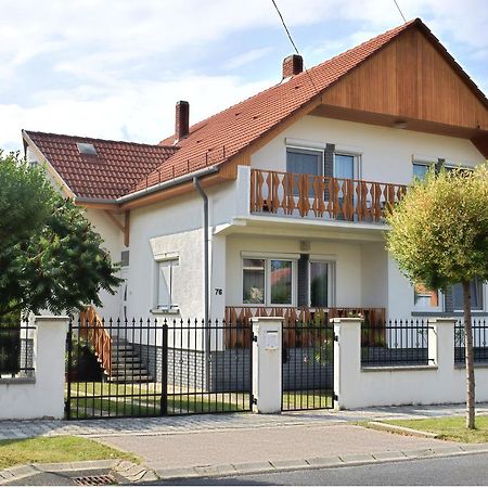 Relax Apartman Залакарош Экстерьер фото